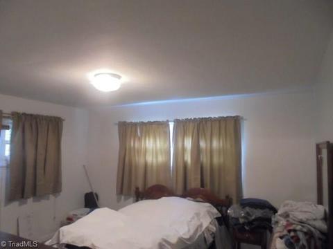 507 Manor Dr, High Point, NC 27260 photo 11