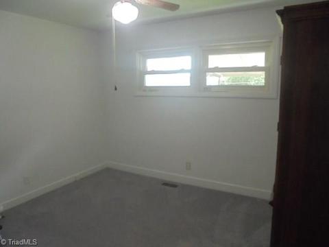 507 Manor Dr, High Point, NC 27260 photo 10