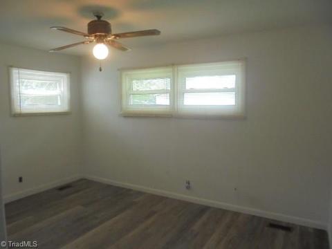 507 Manor Dr, High Point, NC 27260 photo 9