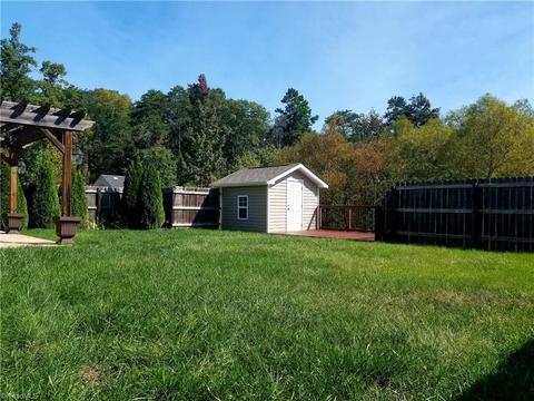 6736 Planters Dr, High Point, NC 27265 photo 14