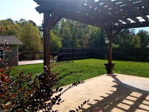 6736 Planters Dr, High Point, NC 27265 photo 15