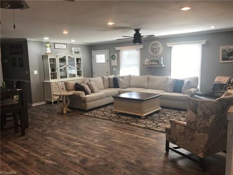 845 Lakeview Dr, Dobson, NC 27017 photo 7