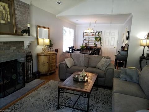 1804 Rivertrace Pt, High Point, NC 27265 photo 3