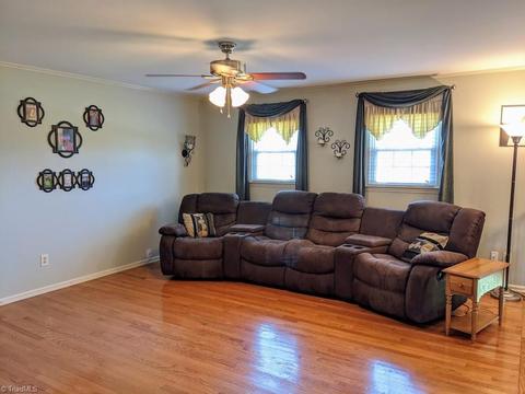 912 Mountainview Rd, King, NC 27021 photo 6