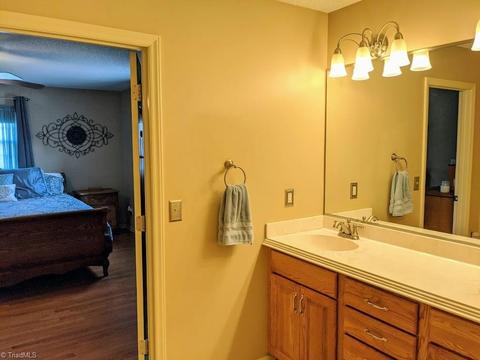 912 Mountainview Rd, King, NC 27021 photo 15