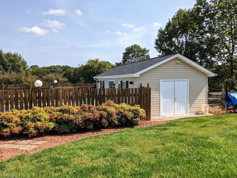 912 Mountainview Rd, King, NC 27021 photo 31