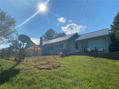 9825 Traphill Rd, Traphill, NC 28685 photo 8