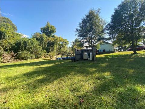 9825 Traphill Rd, Traphill, NC 28685 photo 15