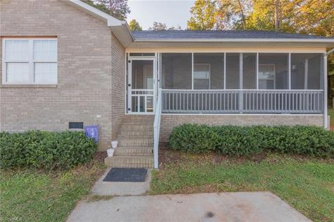 508 Bacon Ct, High Point, NC 27260 photo 3