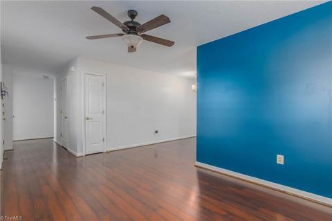 508 Bacon Ct, High Point, NC 27260 photo 6