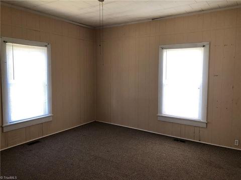 225 Main St, Cooleemee, NC 27014 photo 7