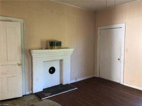 225 Main St, Cooleemee, NC 27014 photo 6