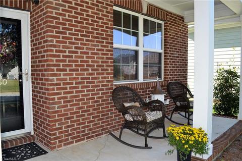 2460 Birch View Dr, High Point, NC 27265 photo 2