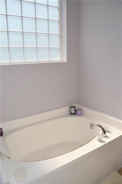 2460 Birch View Dr, High Point, NC 27265 photo 14