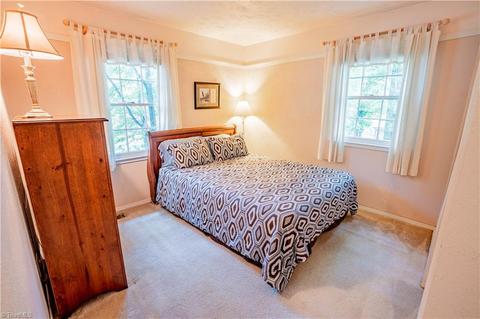 2215 Dover Pl, High Point, NC 27265 photo 14