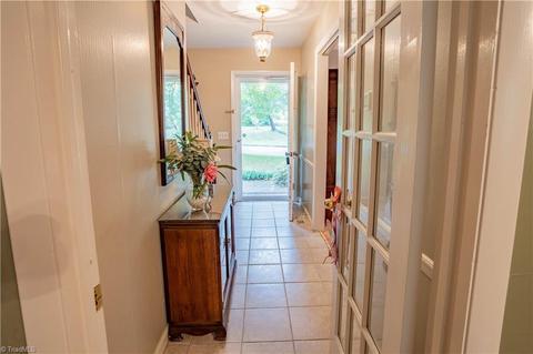 2215 Dover Pl, High Point, NC 27265 photo 2