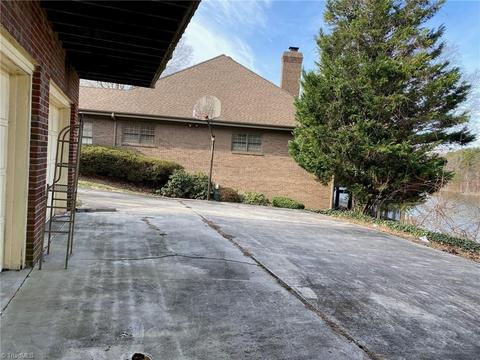 1907 Candelar Dr, High Point, NC 27265 photo 26