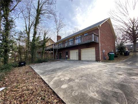 1907 Candelar Dr, High Point, NC 27265 photo 29