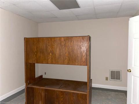 1907 Candelar Dr, High Point, NC 27265 photo 22