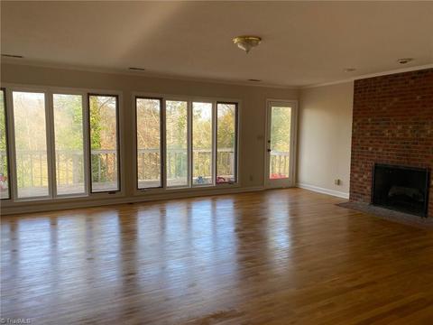 1907 Candelar Dr, High Point, NC 27265 photo 11