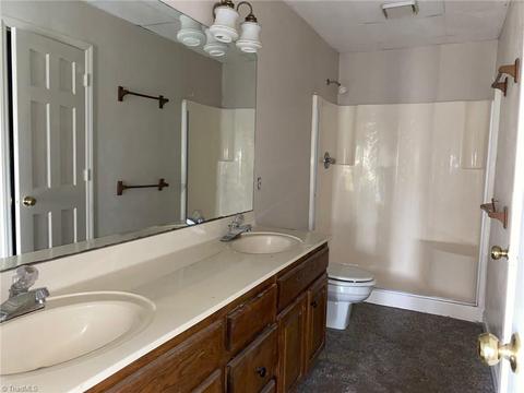 1907 Candelar Dr, High Point, NC 27265 photo 23