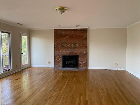 1907 Candelar Dr, High Point, NC 27265 photo 10