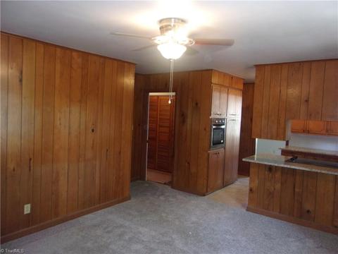 217 Rockspring Rd, High Point, NC 27262 photo 11