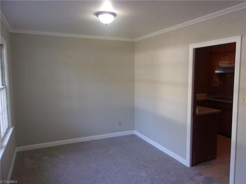 217 Rockspring Rd, High Point, NC 27262 photo 7