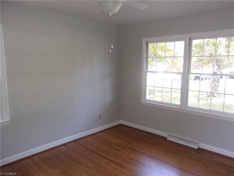 217 Rockspring Rd, High Point, NC 27262 photo 17
