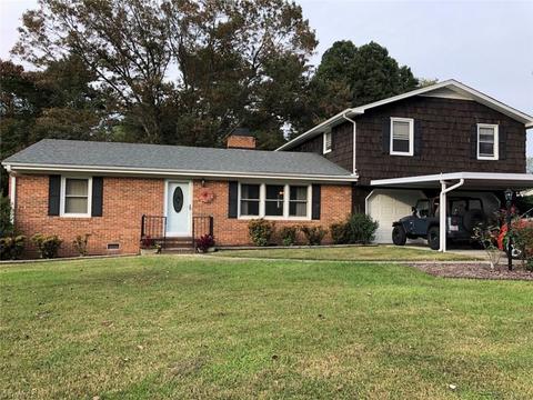 524 E Devon Dr, Mount Airy, NC 27030 photo 1