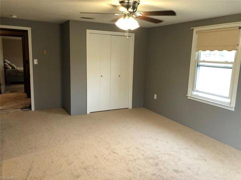 524 E Devon Dr, Mount Airy, NC 27030 photo 32