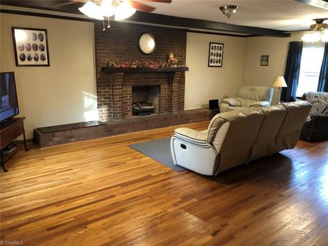 524 E Devon Dr, Mount Airy, NC 27030 photo 23
