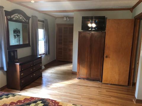 524 E Devon Dr, Mount Airy, NC 27030 photo 18