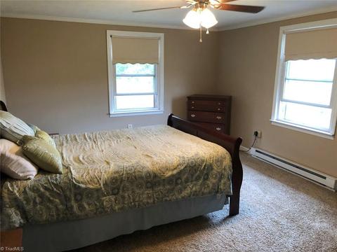 524 E Devon Dr, Mount Airy, NC 27030 photo 28