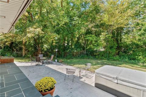 1509 Overbrook Ct, High Point, NC 27262 photo 35