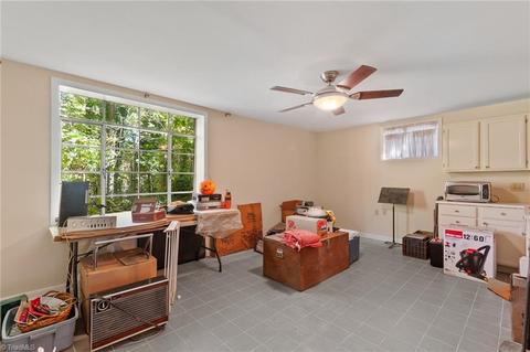 1509 Overbrook Ct, High Point, NC 27262 photo 26