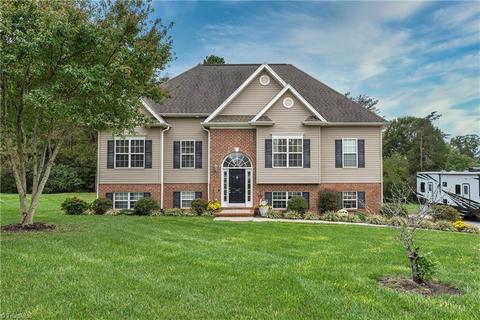 164 Mollie Rd, Harmony, NC 28634 photo 4