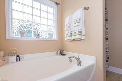 164 Mollie Rd, Harmony, NC 28634 photo 19