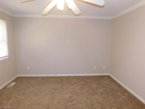 4004 Loch Mere Rd, High Point, NC 27265 photo 11