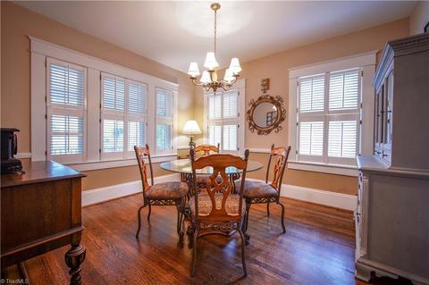 2633 Walker Ave, Greensboro, NC 27403 photo 7