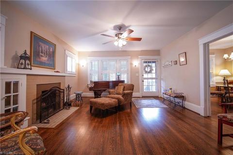 2633 Walker Ave, Greensboro, NC 27403 photo 5