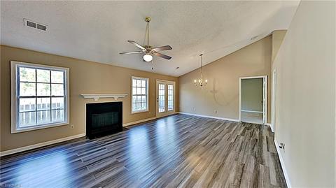 2921 Foliage Ln, High Point, NC 27265 photo 2