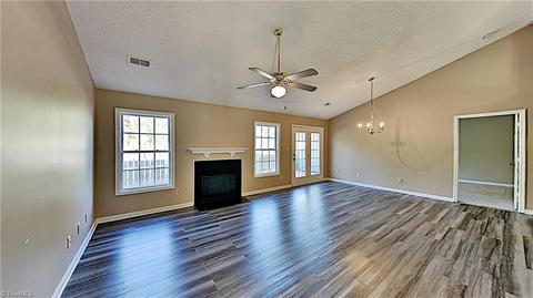 2921 Foliage Ln, High Point, NC 27265 photo 3