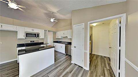 2921 Foliage Ln, High Point, NC 27265 photo 6