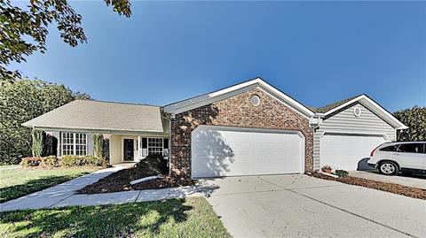 2921 Foliage Ln, High Point, NC 27265 photo 1