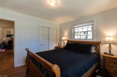 206-208 Pine St, Thomasville, NC 27360 photo 19