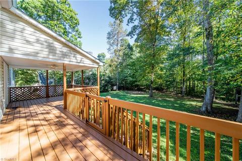268 Montclair Dr, Advance, NC 27006 photo 6