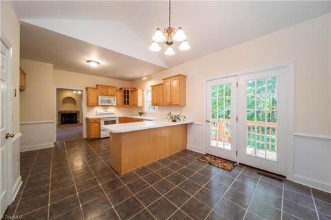 268 Montclair Dr, Advance, NC 27006 photo 10