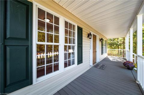 268 Montclair Dr, Advance, NC 27006 photo 4