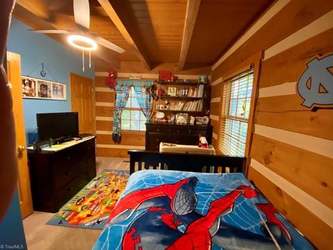 315 Old Forge Rd, Pilot Mountain, NC 27041 photo 20